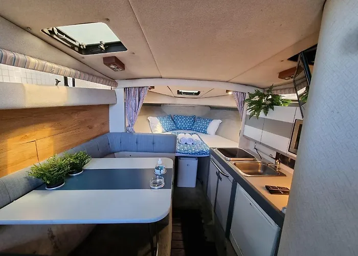 Experiencia En El Mar T Ботель