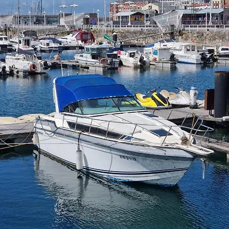 Experiencia En El Mar T Hotel en barco *